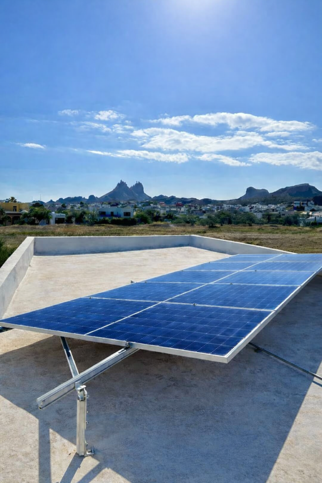 Instalación de paneles solares en San Carlos Sonora